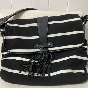 Madden Girl Shoulder Bag